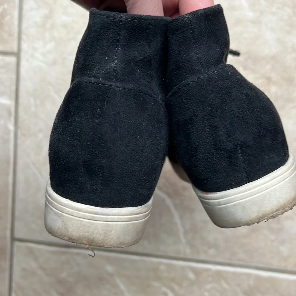Cat & Jack boots
